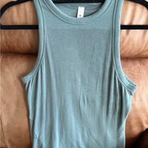 Women's Sleeveless Lululemon tank- sage/teal